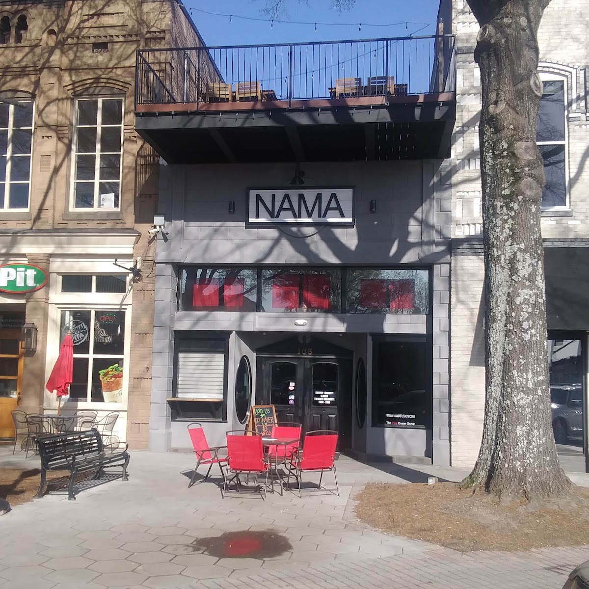 Nama Carrollton